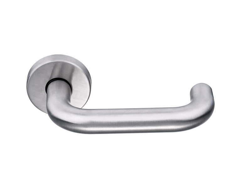 DHSS5255-HOLLOW STAINLESS STEEL LEVER DOOR HANDLE ON ROSE